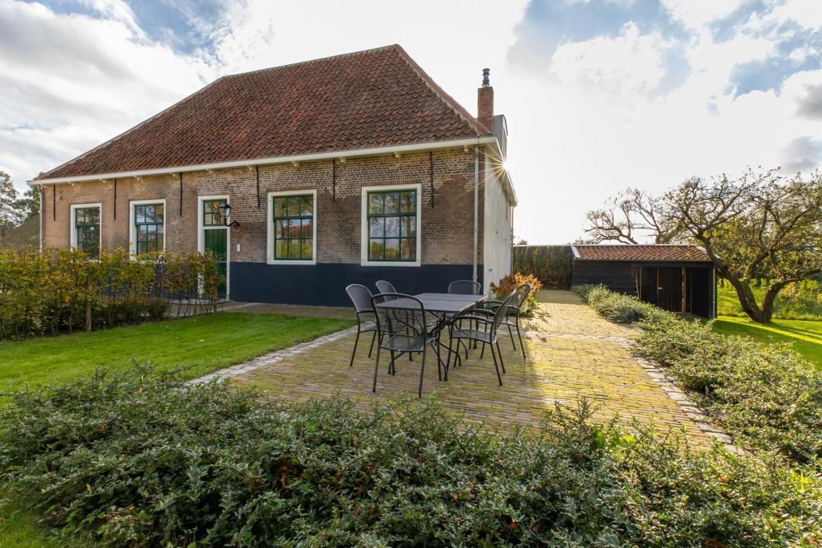 Vakantiehuis 'Boerderij Molenhof' - Stationsweg 5 | Heinkenszand Luaran gambar